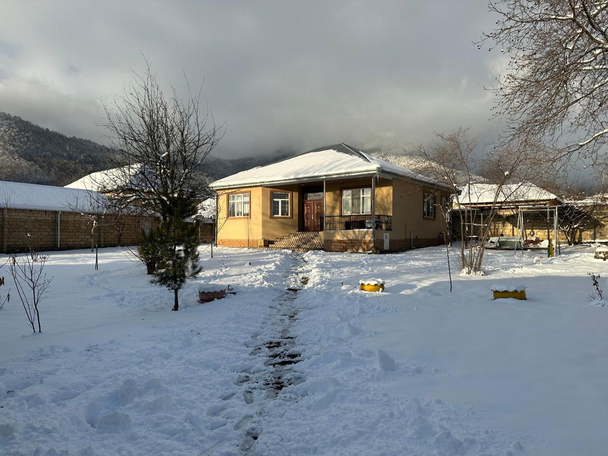 Villa In Qabala Kültér fotó